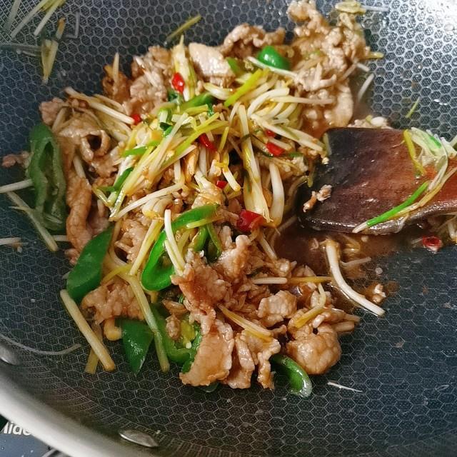 荞子炒牛肉,简单快手,香辣好吃